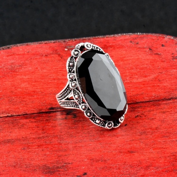 Vintage Big Black Oval Stone Ring Antique Silver - Picture 4 of 6